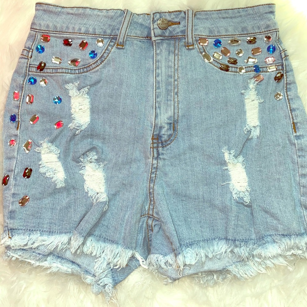 Jean bejeweled shorts